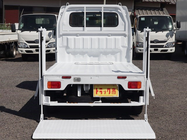 日産 クリッパートラック EBD-DR16T(4WD)の写真12