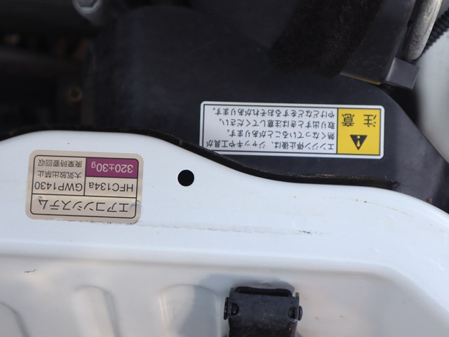 日産 クリッパートラック EBD-DR16T(4WD)の写真16