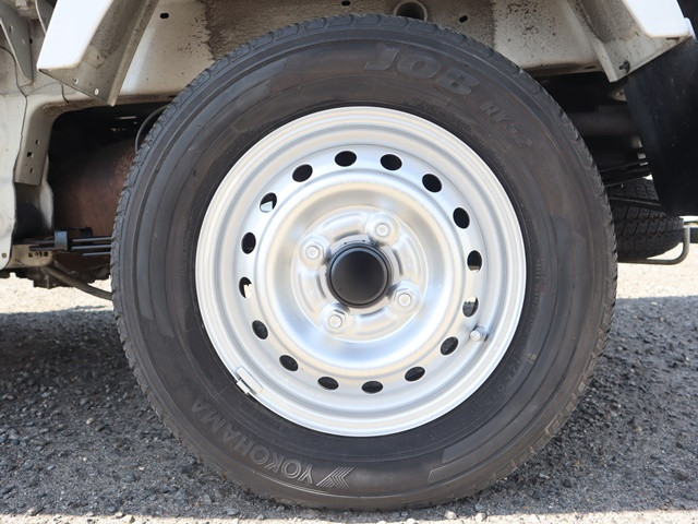 日産 クリッパートラック EBD-DR16T(4WD)の写真28