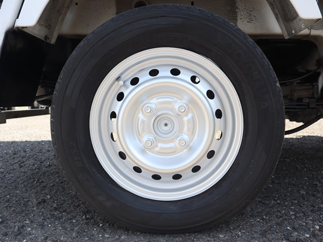 日産 クリッパートラック EBD-DR16T(4WD)の写真31