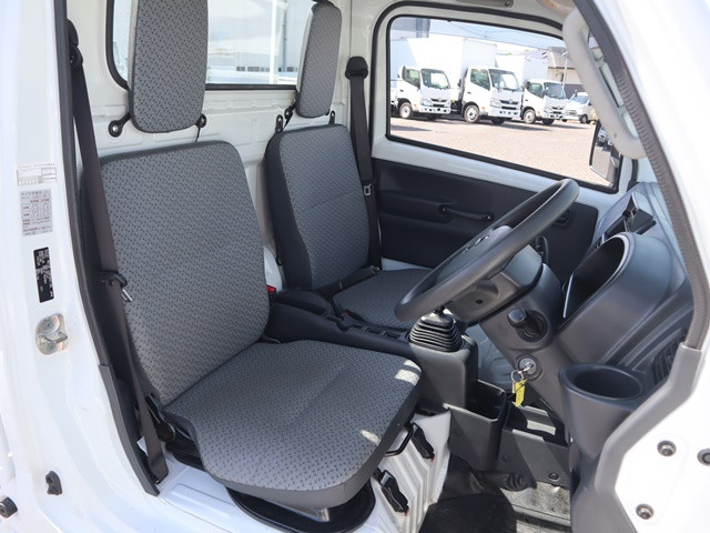 日産 クリッパートラック EBD-DR16T(4WD)の写真33