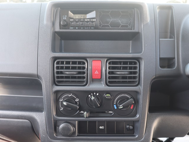 日産 クリッパートラック EBD-DR16T(4WD)の写真38