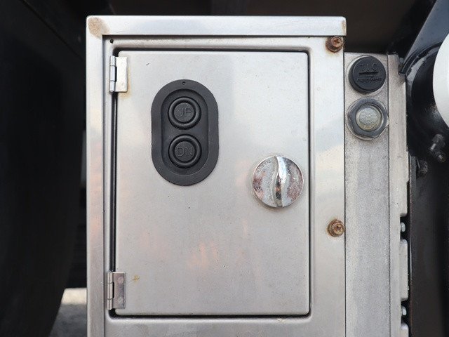 三菱 キャンター TPG-FEB50(2WD)の写真14