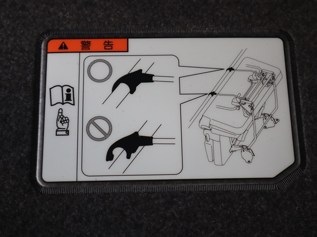 トヨタ ハイエースバン 3BF-TRH200V(2WD)の写真16