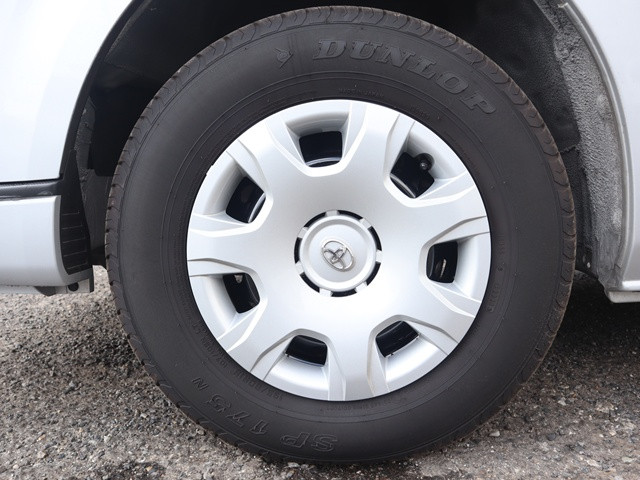 トヨタ ハイエースバン 3BF-TRH200V(2WD)の写真29