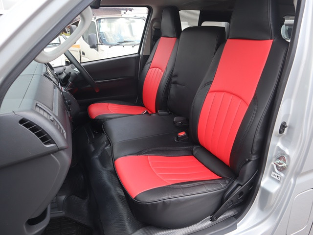 トヨタ ハイエースバン 3BF-TRH200V(2WD)の写真37