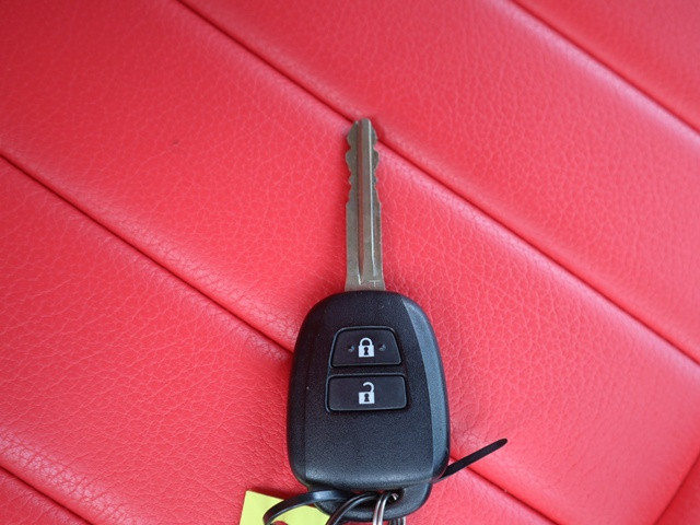 トヨタ ハイエースバン 3BF-TRH200V(2WD)の写真45