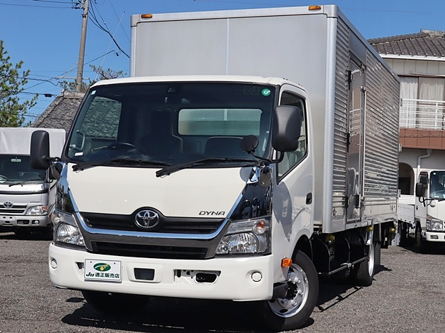 トヨタ ダイナ TPG-XZU722(2WD)の写真2
