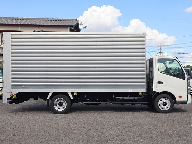トヨタ ダイナ TPG-XZU722(2WD)の写真8