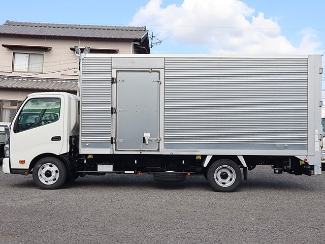 トヨタ ダイナ TPG-XZU722(2WD)の写真9