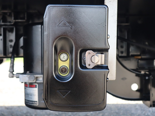 トヨタ ダイナ TPG-XZU722(2WD)の写真16