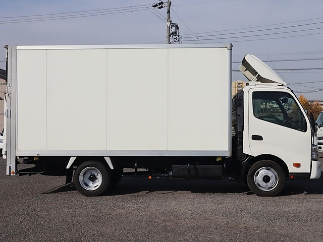 トヨタ ダイナ TPG-XZU710(2WD)の写真8