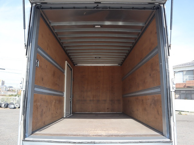 トヨタ ダイナ TPG-XZU710(2WD)の写真12