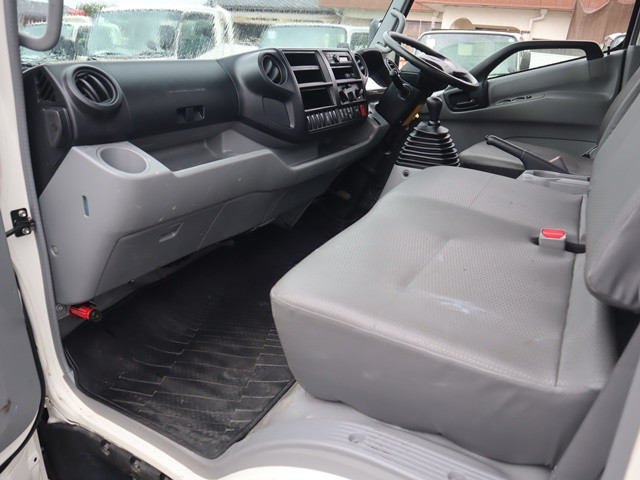 日野 デュトロ 2RG-XZU710M(2WD)の写真31