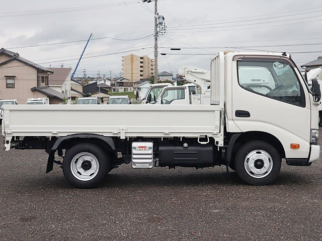 トヨタ ダイナ 2RG-XZC605(2WD)の写真8