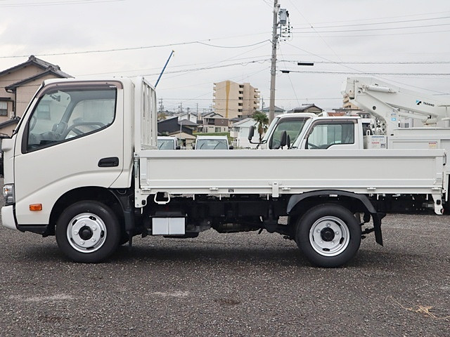 トヨタ ダイナ 2RG-XZC605(2WD)の写真9