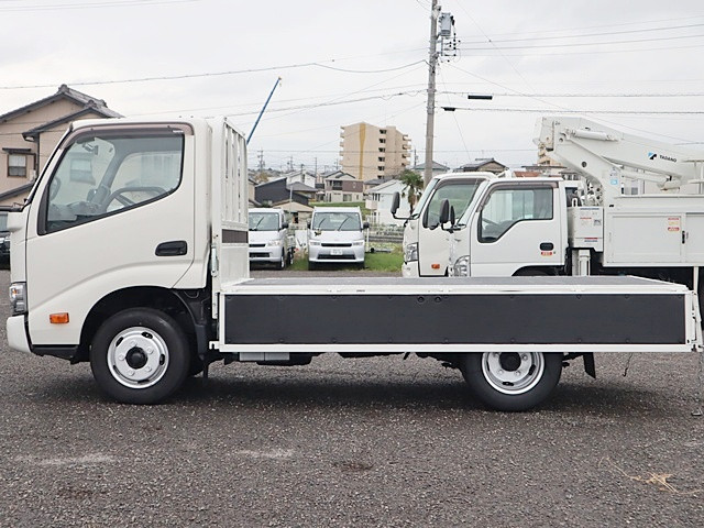 トヨタ ダイナ 2RG-XZC605(2WD)の写真13