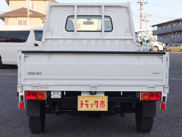 トヨタ ライトエーストラック DBF-S402U(2WD)の写真6