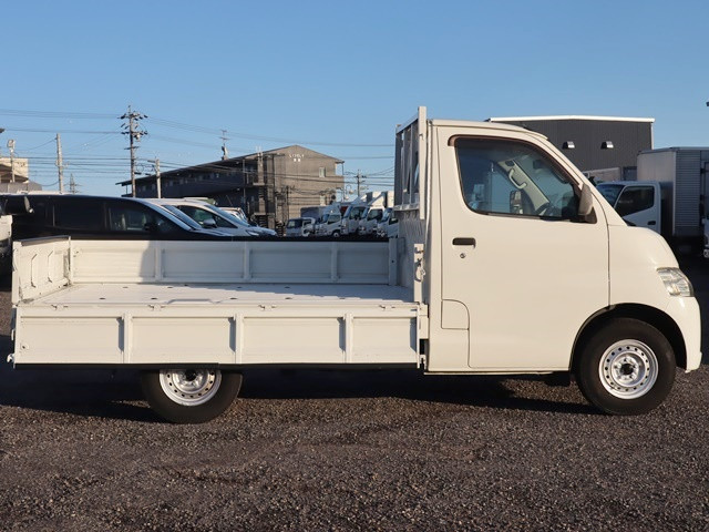 トヨタ ライトエーストラック DBF-S402U(2WD)の写真10