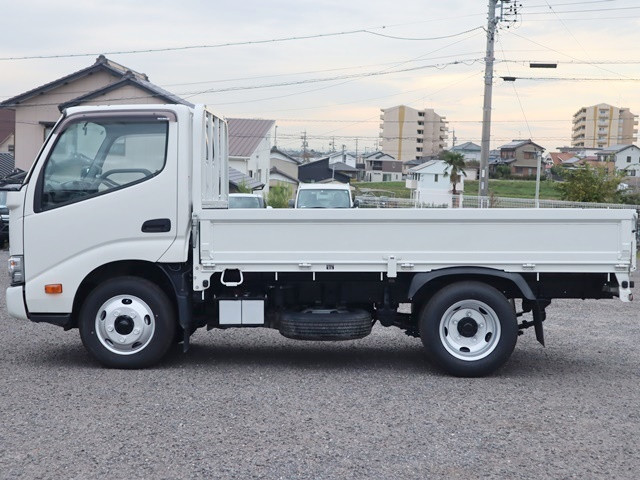 日野 デュトロ 2RG-XZU605M(2WD)の写真9