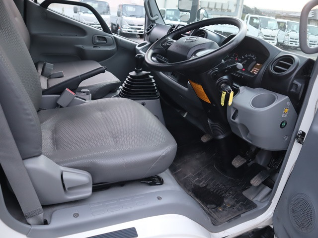 日野 デュトロ 2RG-XZU605M(2WD)の写真29