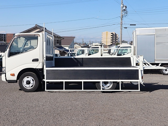 トヨタ トヨエース TPG-XZC605(2WD)の写真13