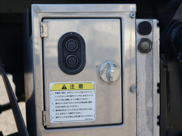 トヨタ トヨエース TPG-XZC605(2WD)の写真14