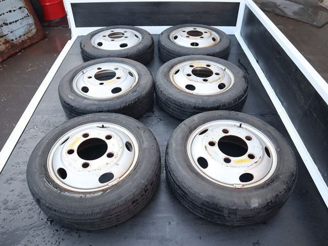 日産 アトラス SKG-TZ3F24(2WD)の写真23