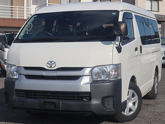 トヨタ ハイエース CBA-TRH214W(2WD)の写真1