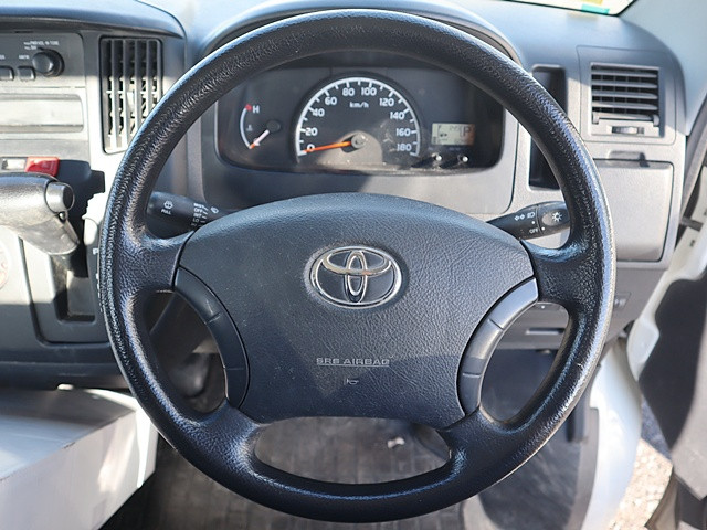 トヨタ ライトエーストラック DBF-S402U(2WD)の写真4