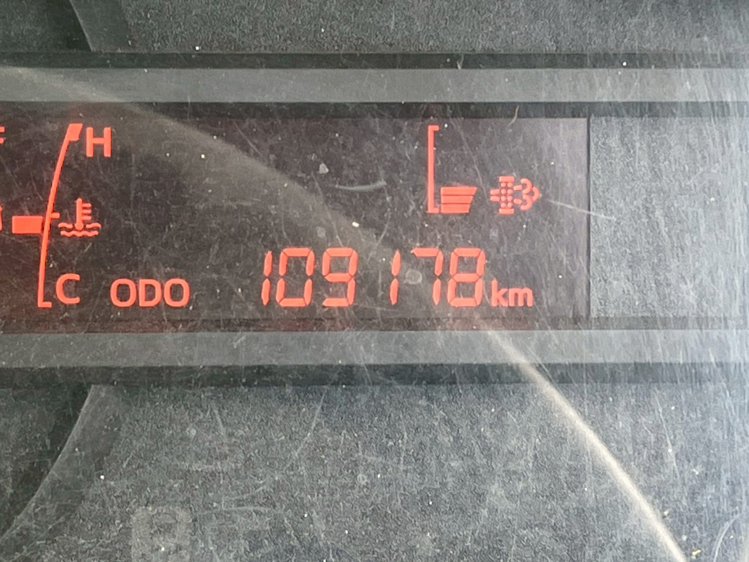 日野 デュトロ TKG-XZU620Tの写真38