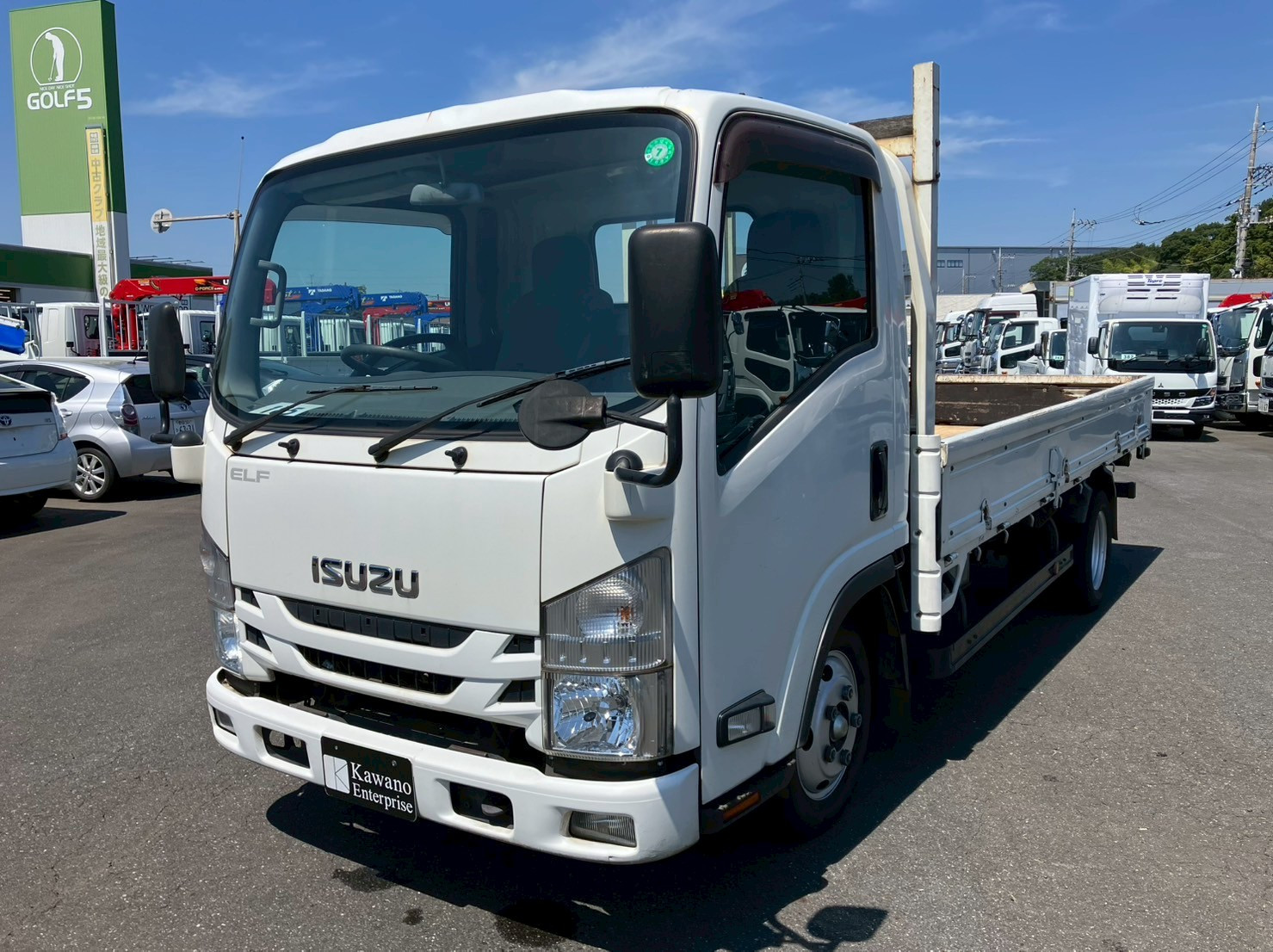 いすゞ エルフ TRG-NLR85AR(2WD)の写真1