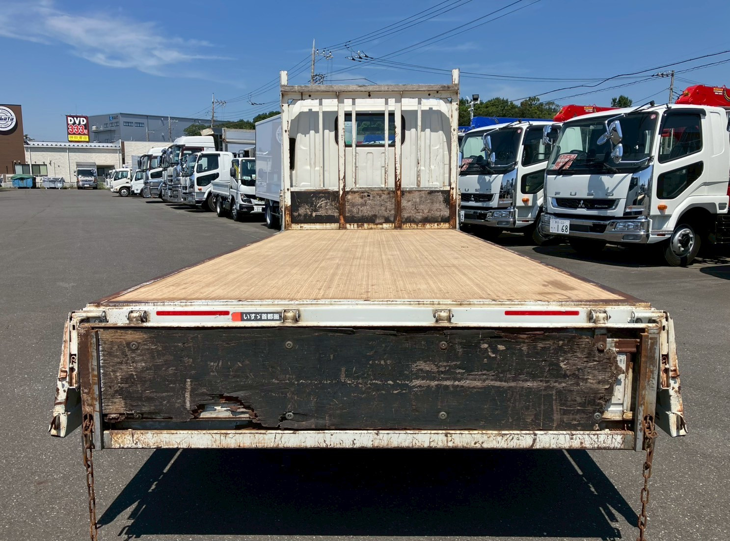 いすゞ エルフ TRG-NLR85AR(2WD)の写真10