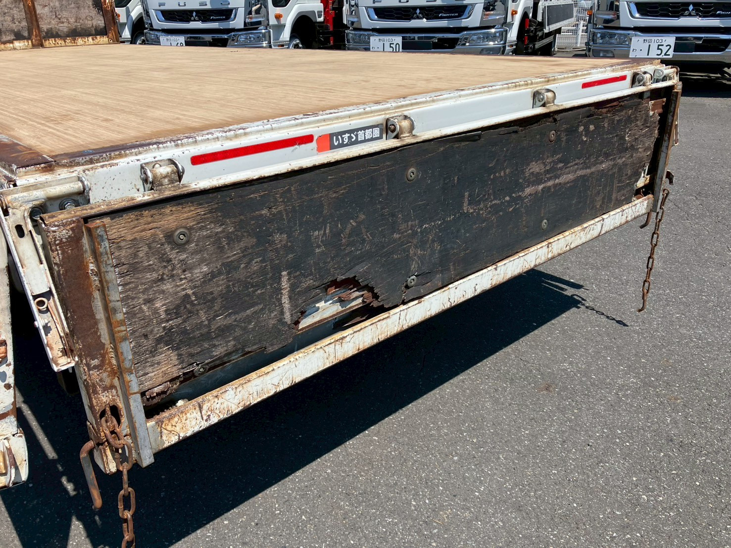 いすゞ エルフ TRG-NLR85AR(2WD)の写真15