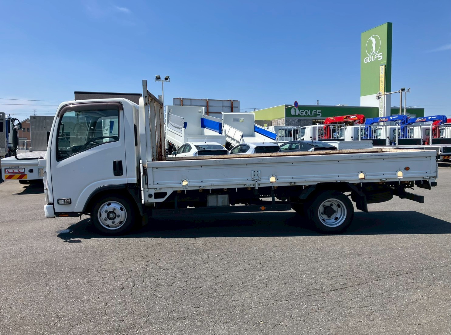 いすゞ エルフ TRG-NLR85AR(2WD)の写真16