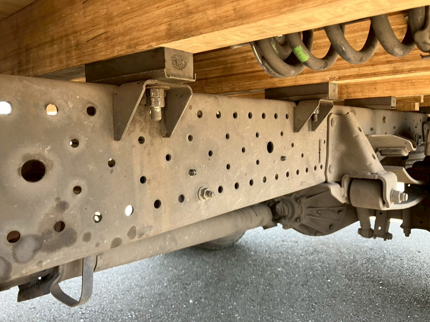 いすゞ エルフ TRG-NLR85AR(2WD)の写真19