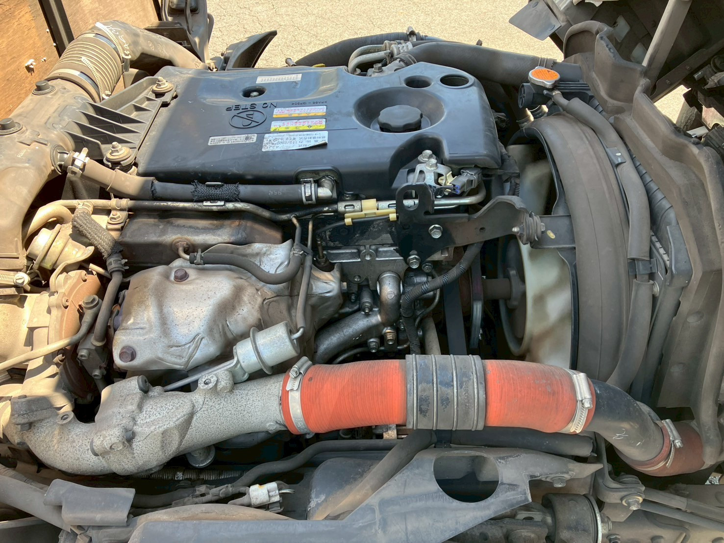 いすゞ エルフ TRG-NLR85AR(2WD)の写真27