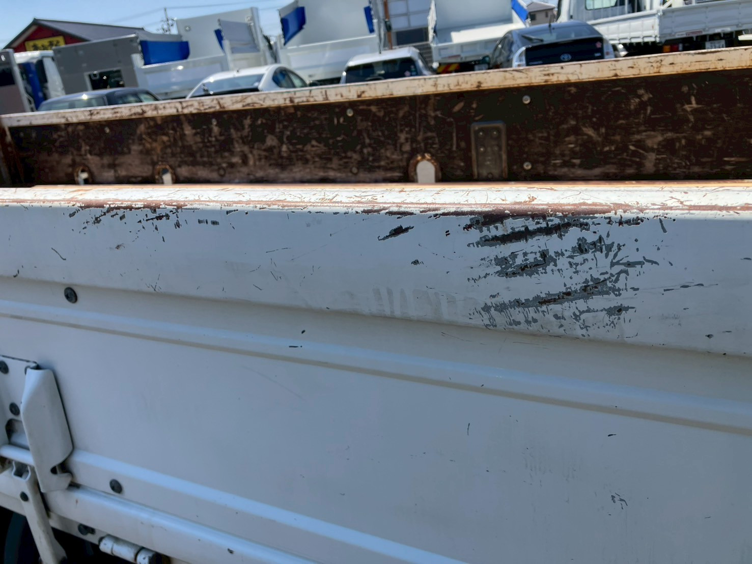 いすゞ エルフ TRG-NLR85AR(2WD)の写真40