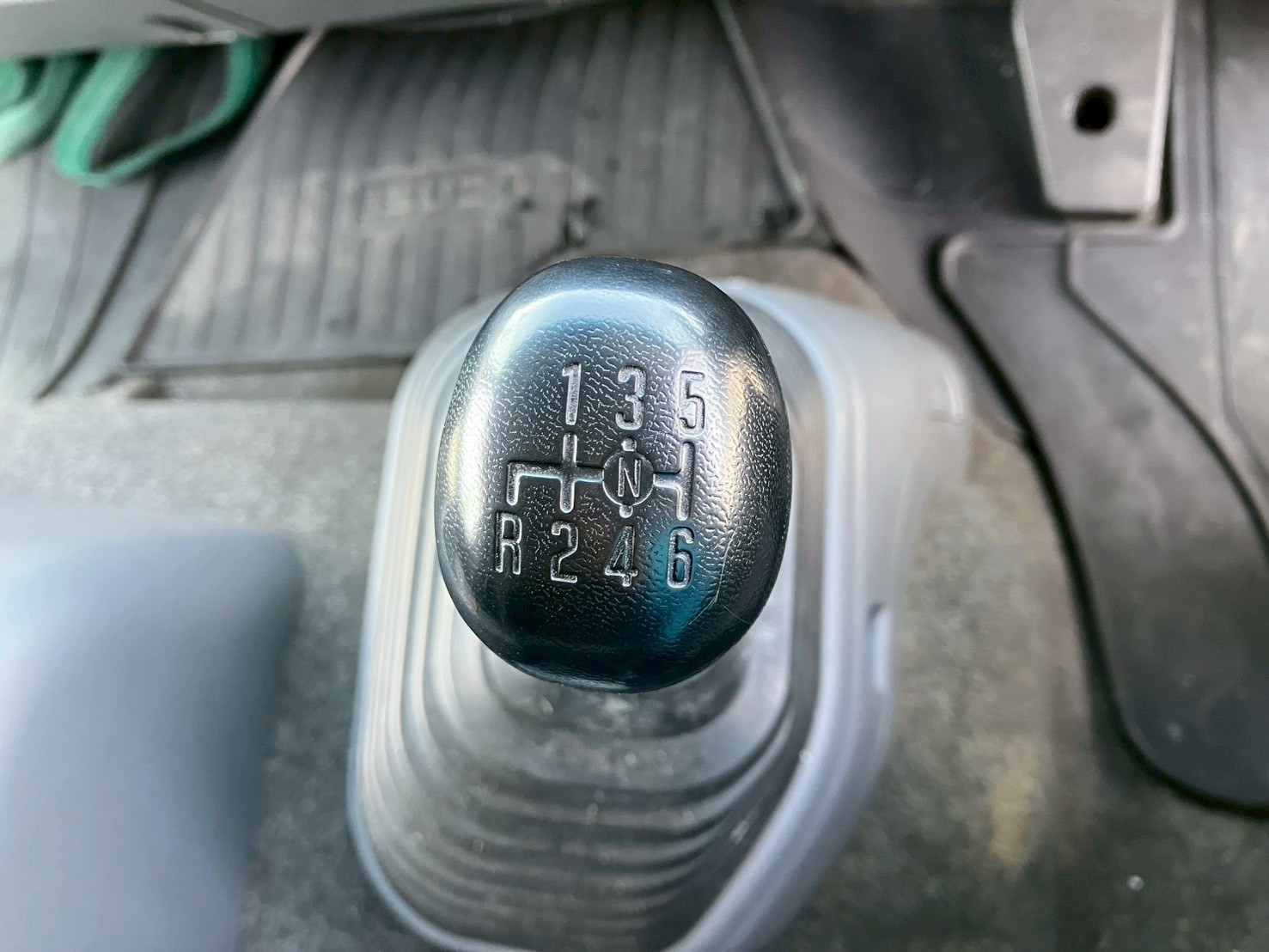 いすゞ フォワード TKG-FRR90T2(2WD)の写真44