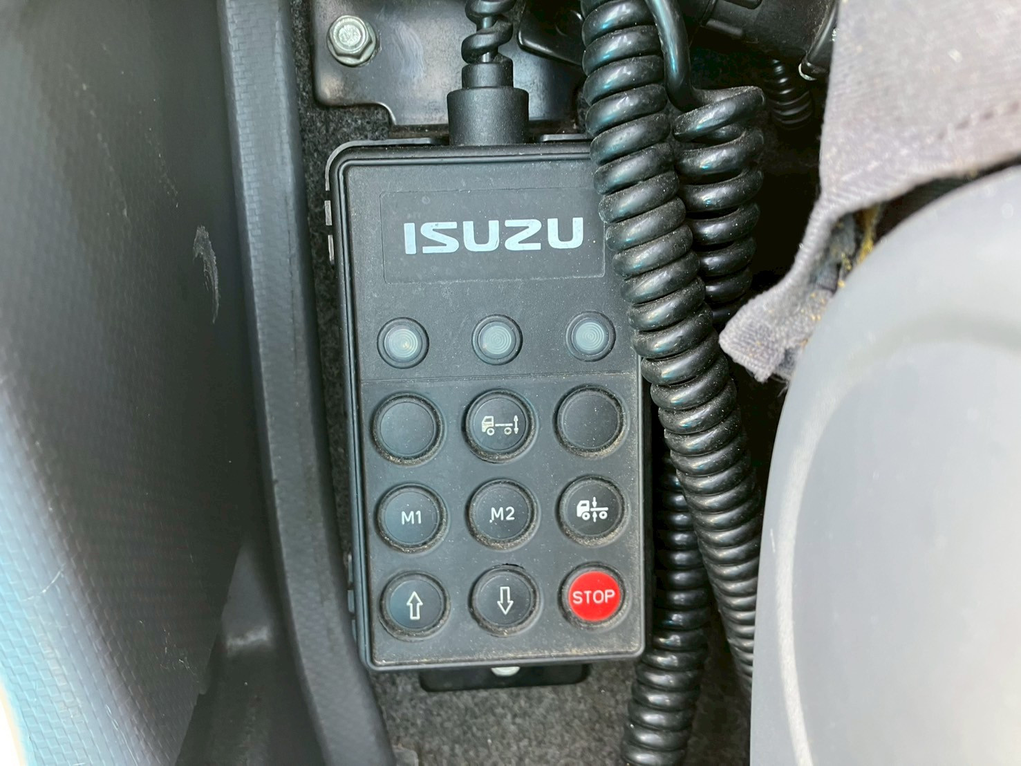 いすゞ フォワード TKG-FRR90T2(2WD)の写真46