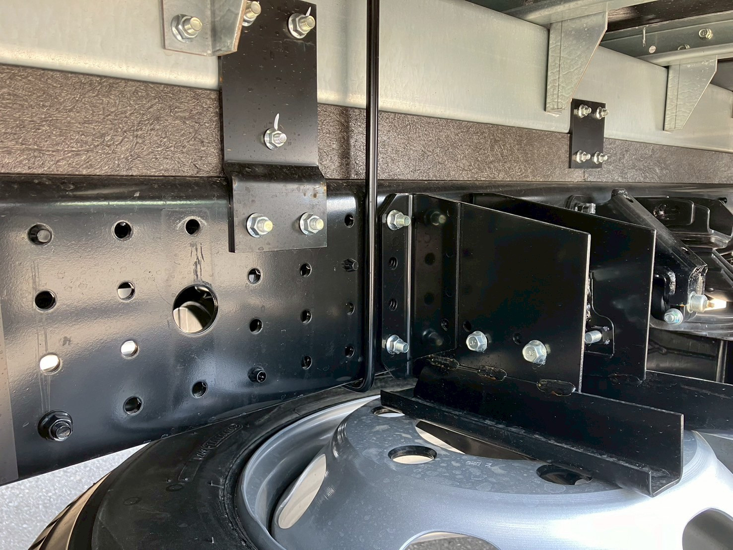 三菱 キャンター 2PG-FEB80(2WD)の写真24