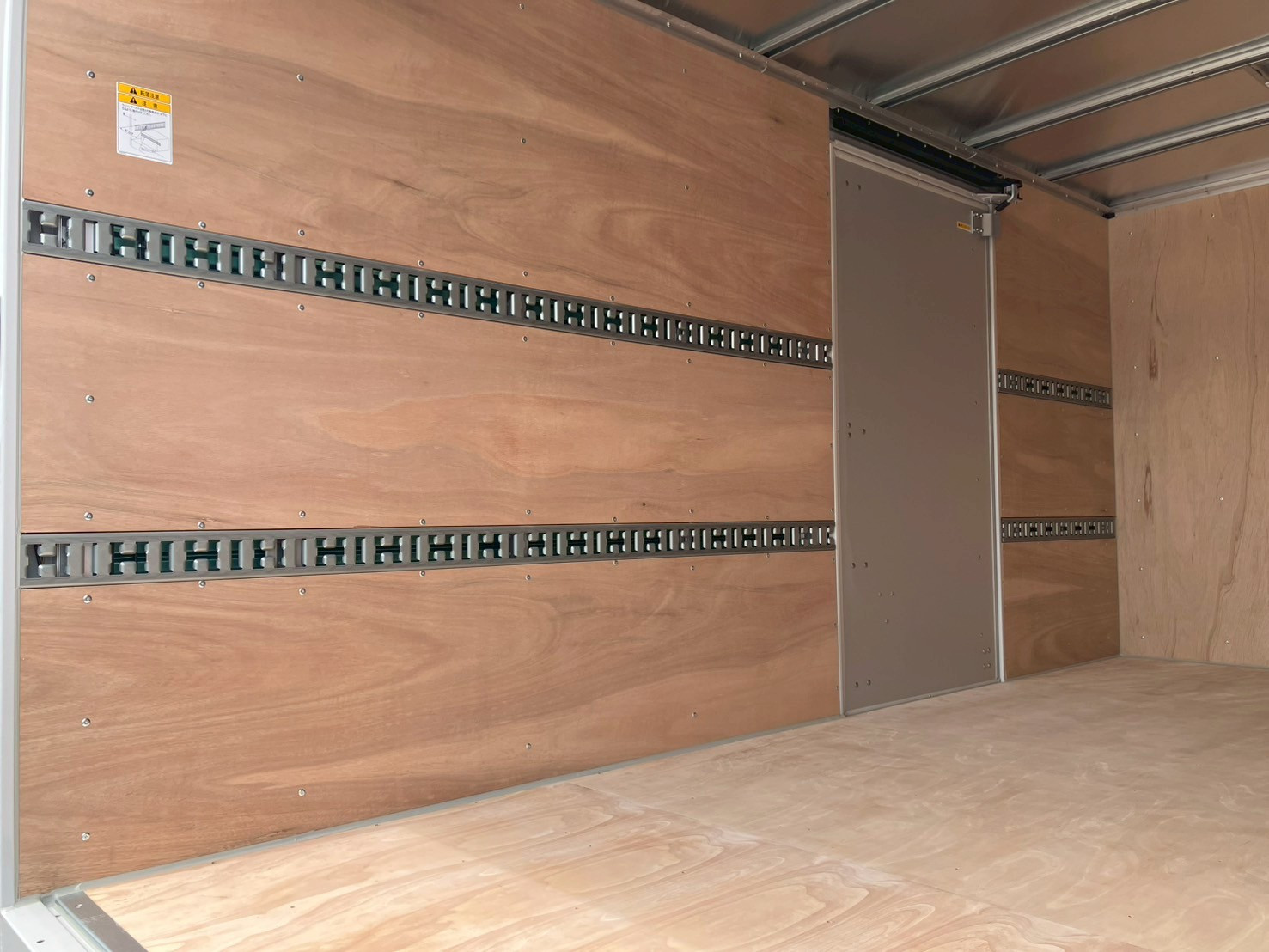 三菱 キャンター 2RG-FEB50の写真7