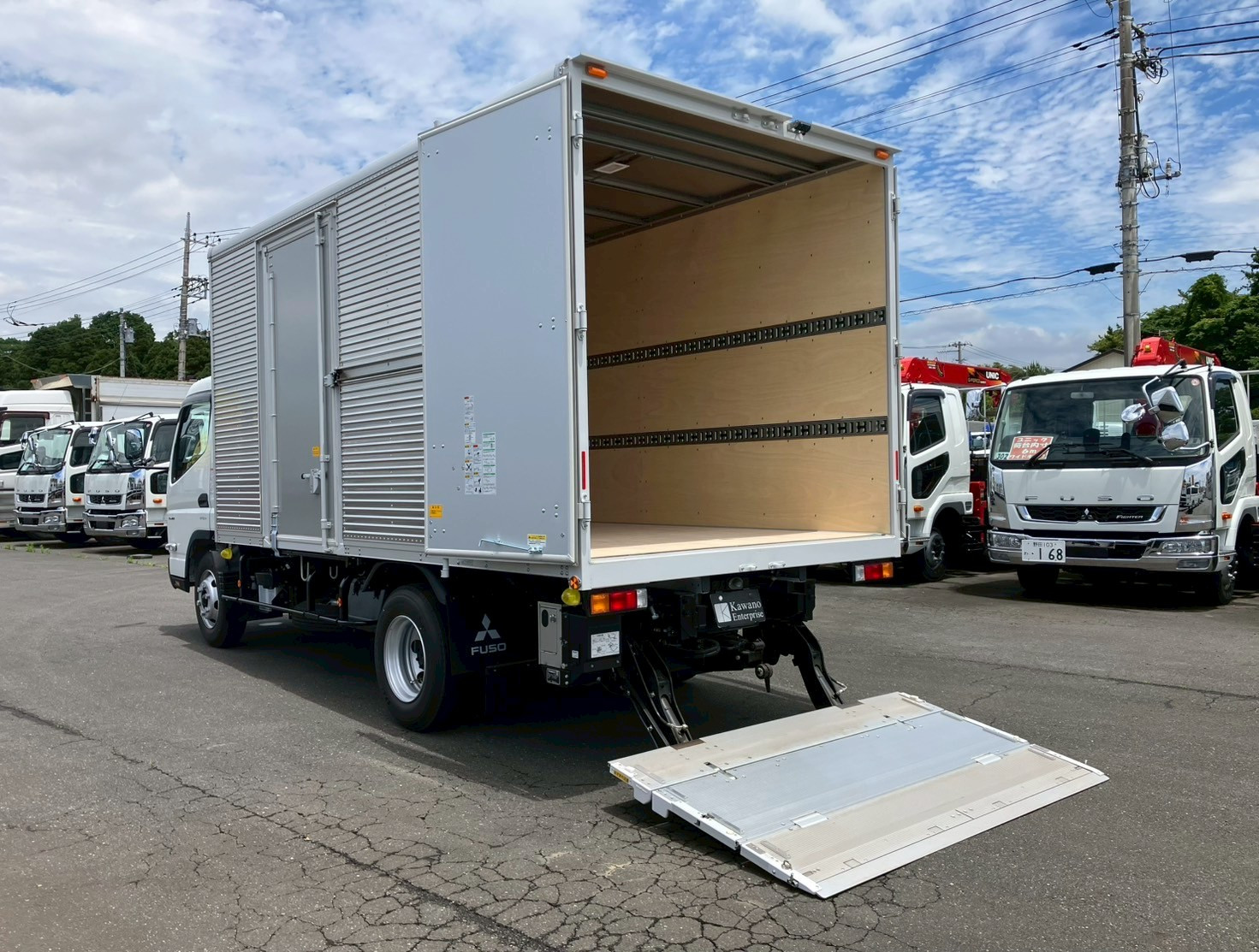 三菱 キャンター 2PG-FEB80(2WD)の写真15