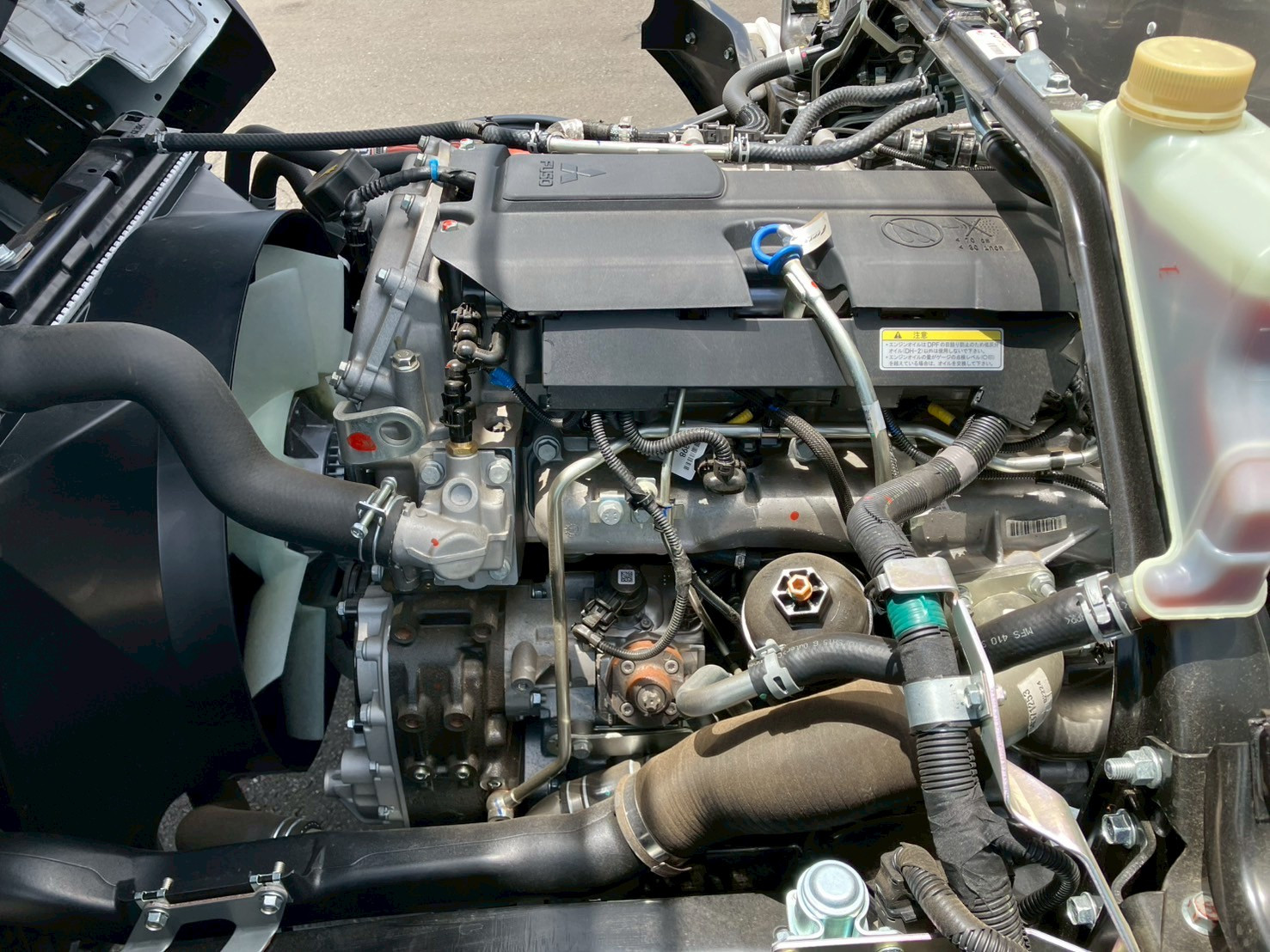 三菱 キャンター 2PG-FEB80(2WD)の写真21