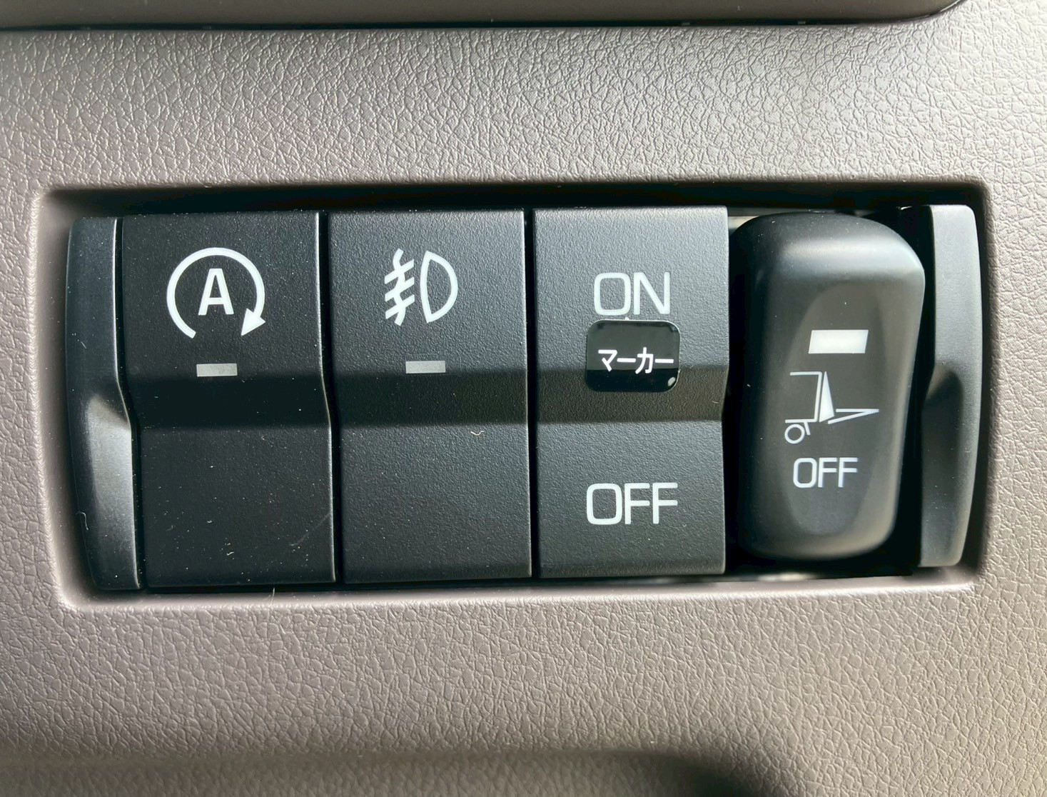 三菱 キャンター 2PG-FEB80(2WD)の写真42