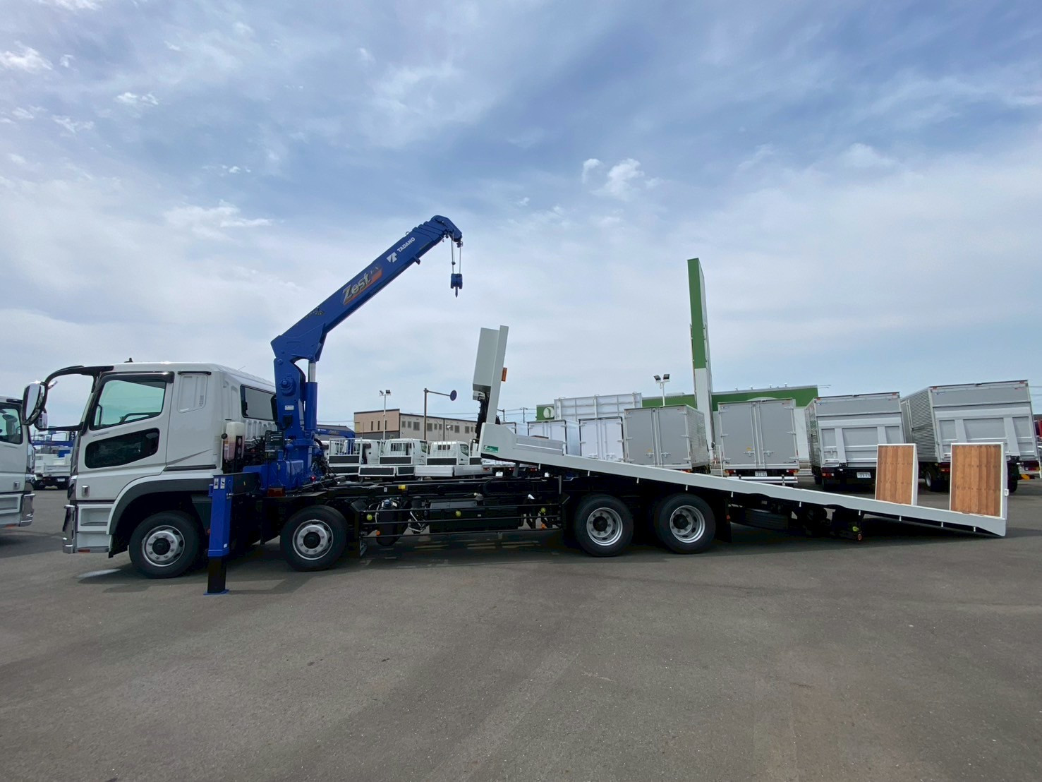 三菱 スーパーグレート 2KG-FS70HZ(8x4)の写真24