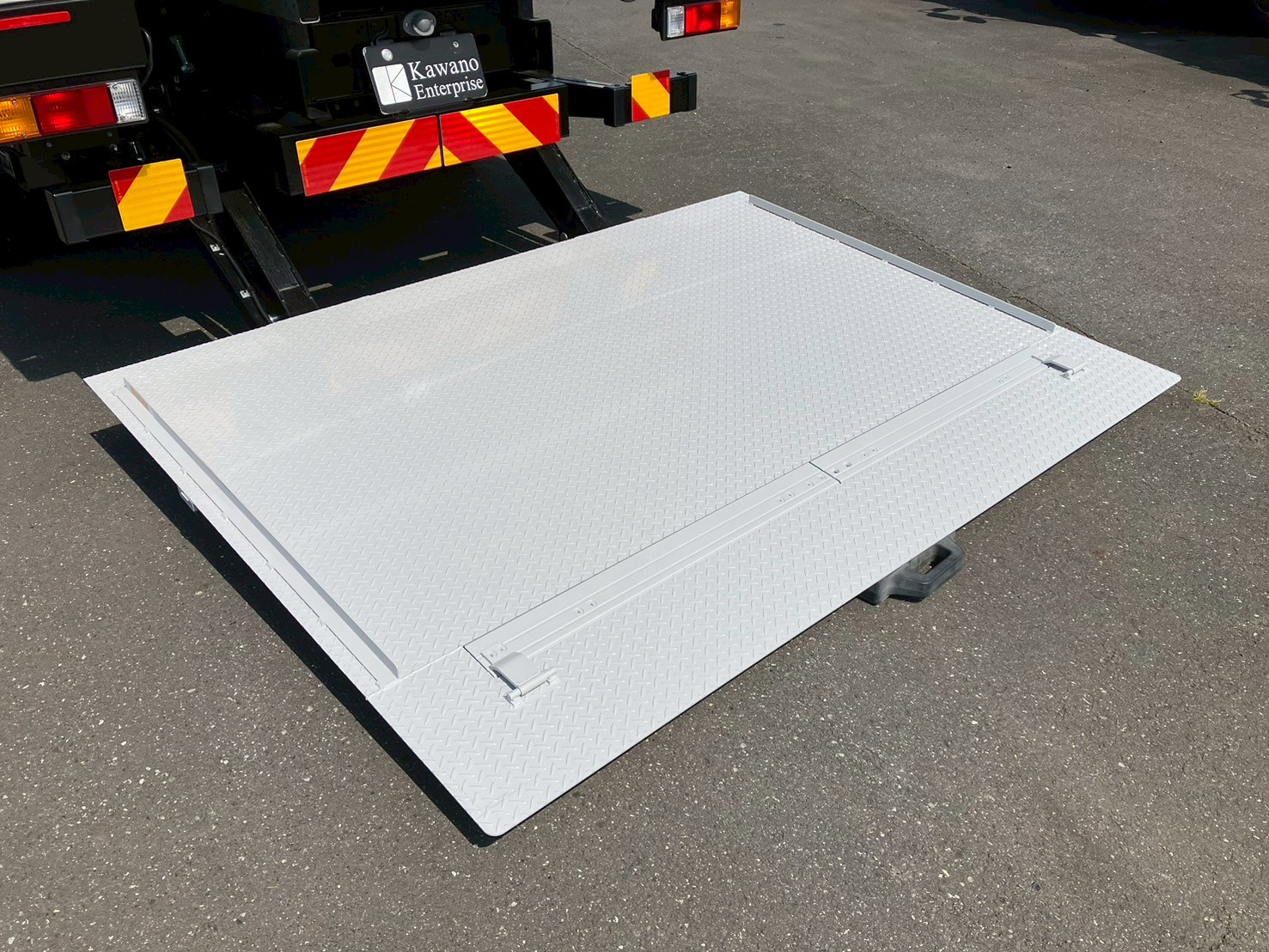 三菱 キャンター 2PG-FEB80(2WD)の写真17