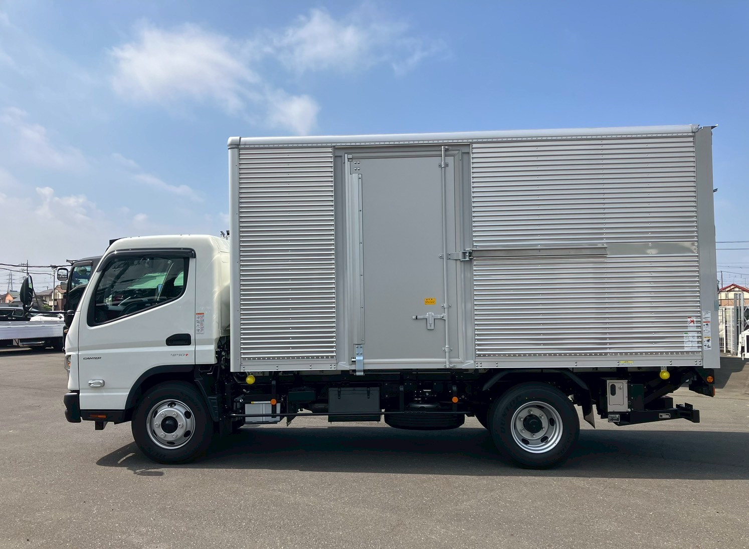 三菱 キャンター 2PG-FEB80(2WD)の写真18