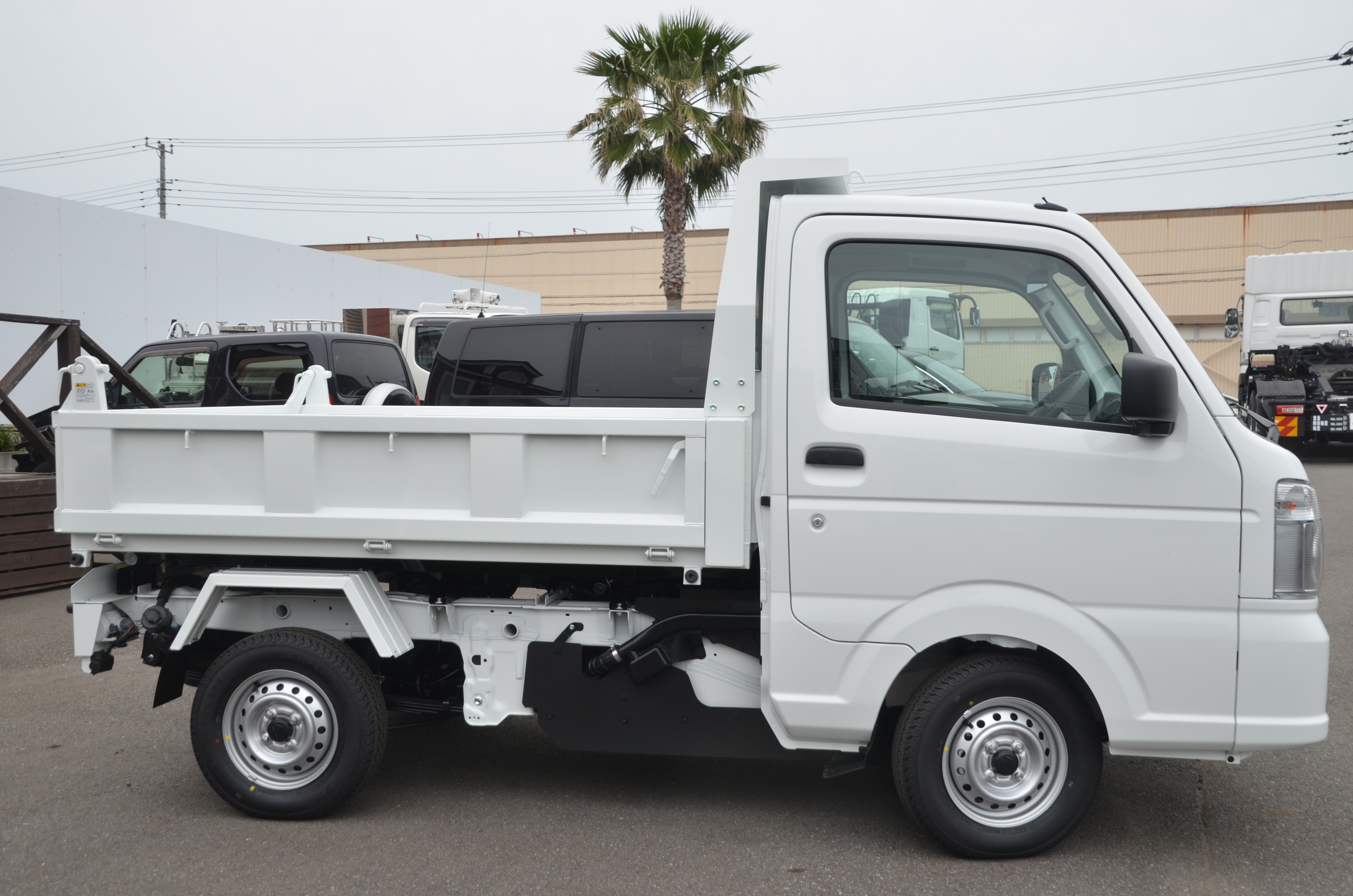 スズキ キャリイ 3BD-DA16T(4WD)の写真3