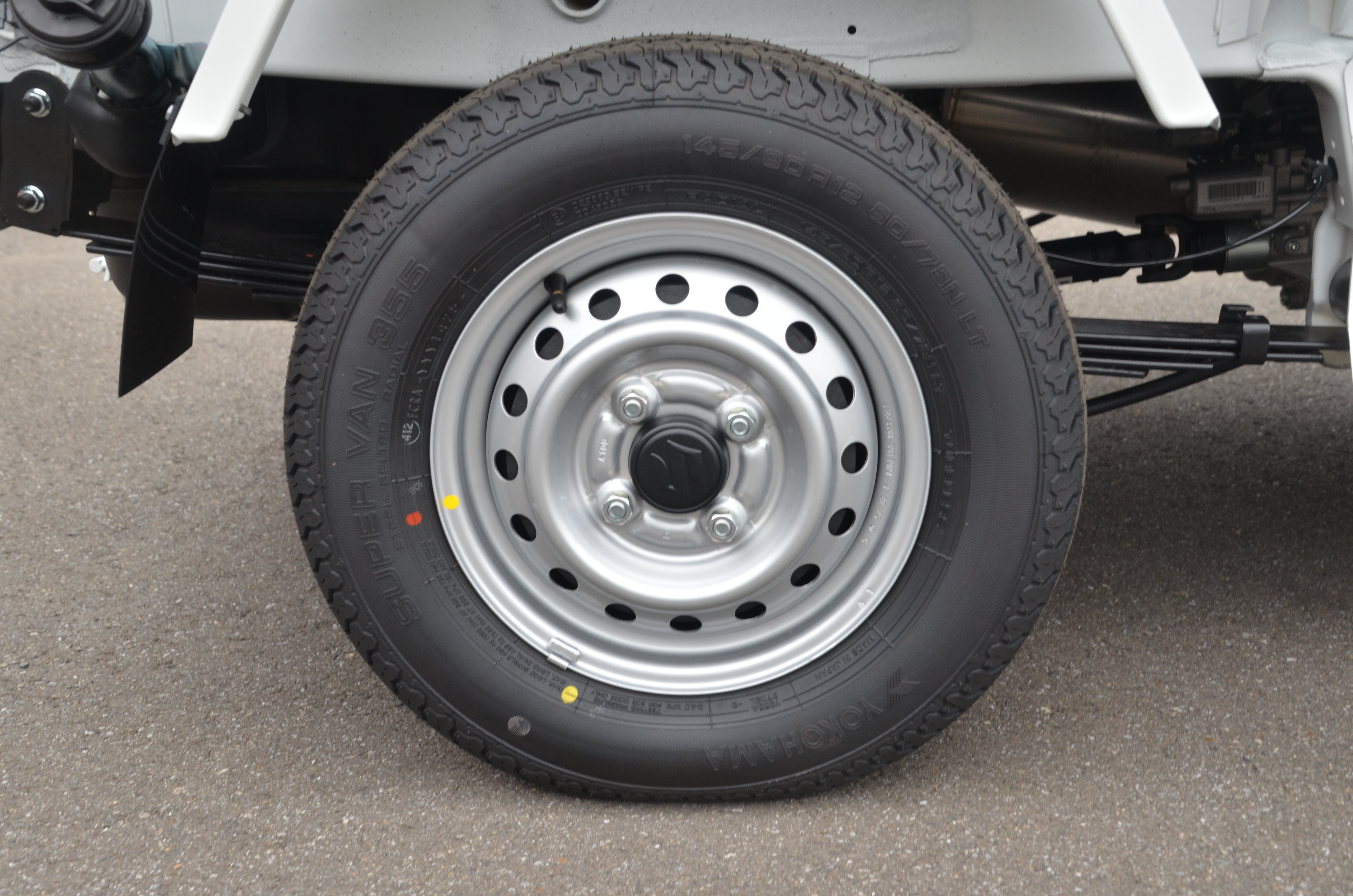 スズキ キャリイ 3BD-DA16T(4WD)の写真5